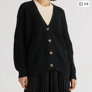 Quince 100% Organic Cotton Oversized Boyfriend BLACK  Small